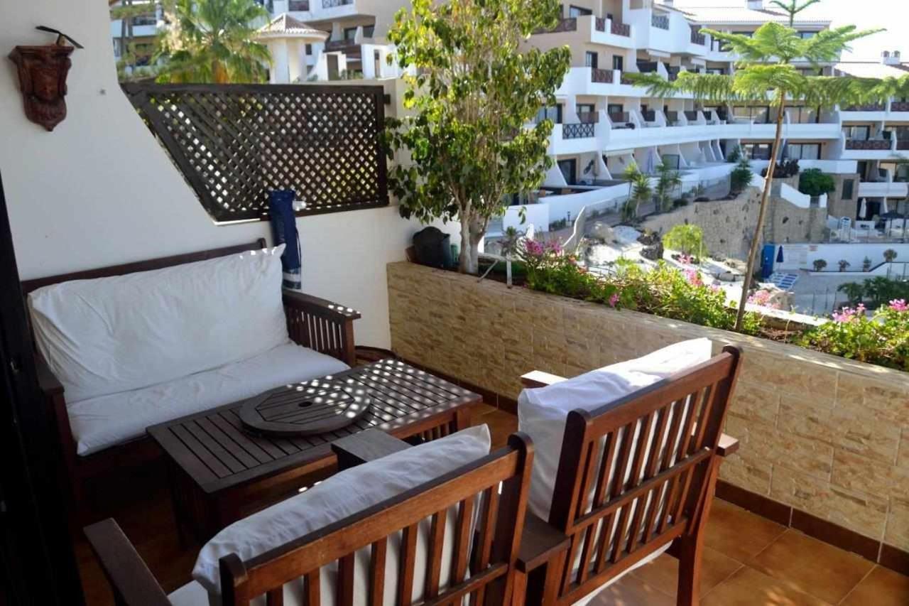 Apartamento 251 Con Vistas Al Mar Y A La Piscina San Miguel de Abona Luaran gambar