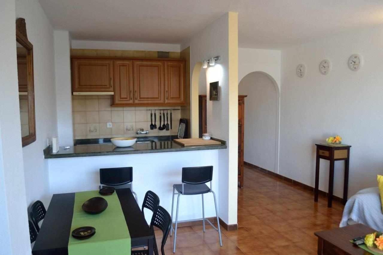 Apartamento 251 Con Vistas Al Mar Y A La Piscina San Miguel de Abona Luaran gambar